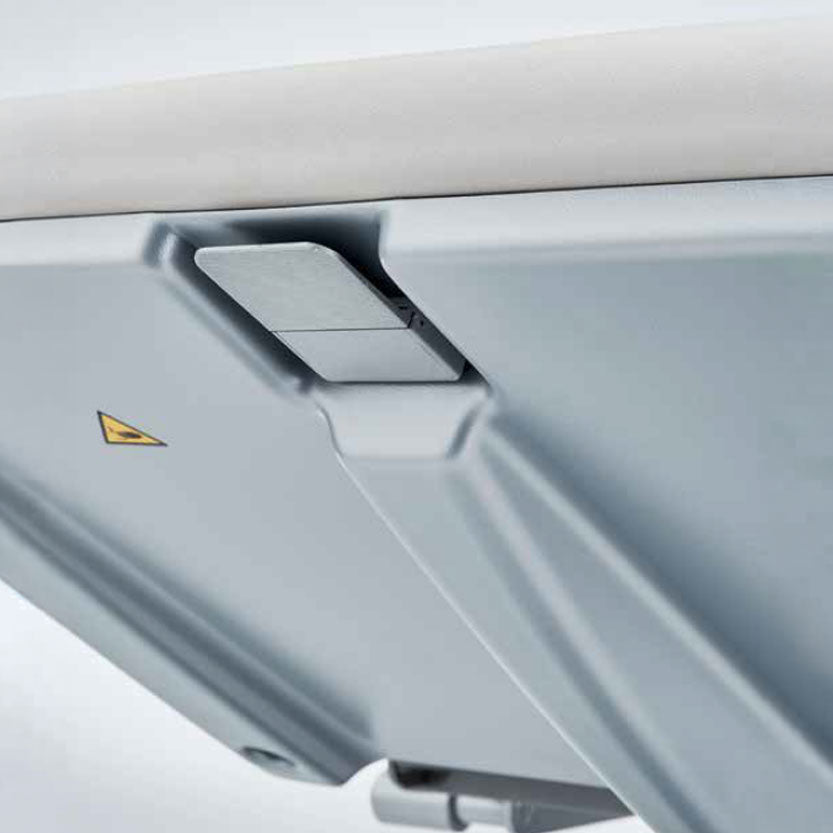 varimed® Examination and Treatment Couch Schmitz - electrically height-adjustable, 800 mm wide