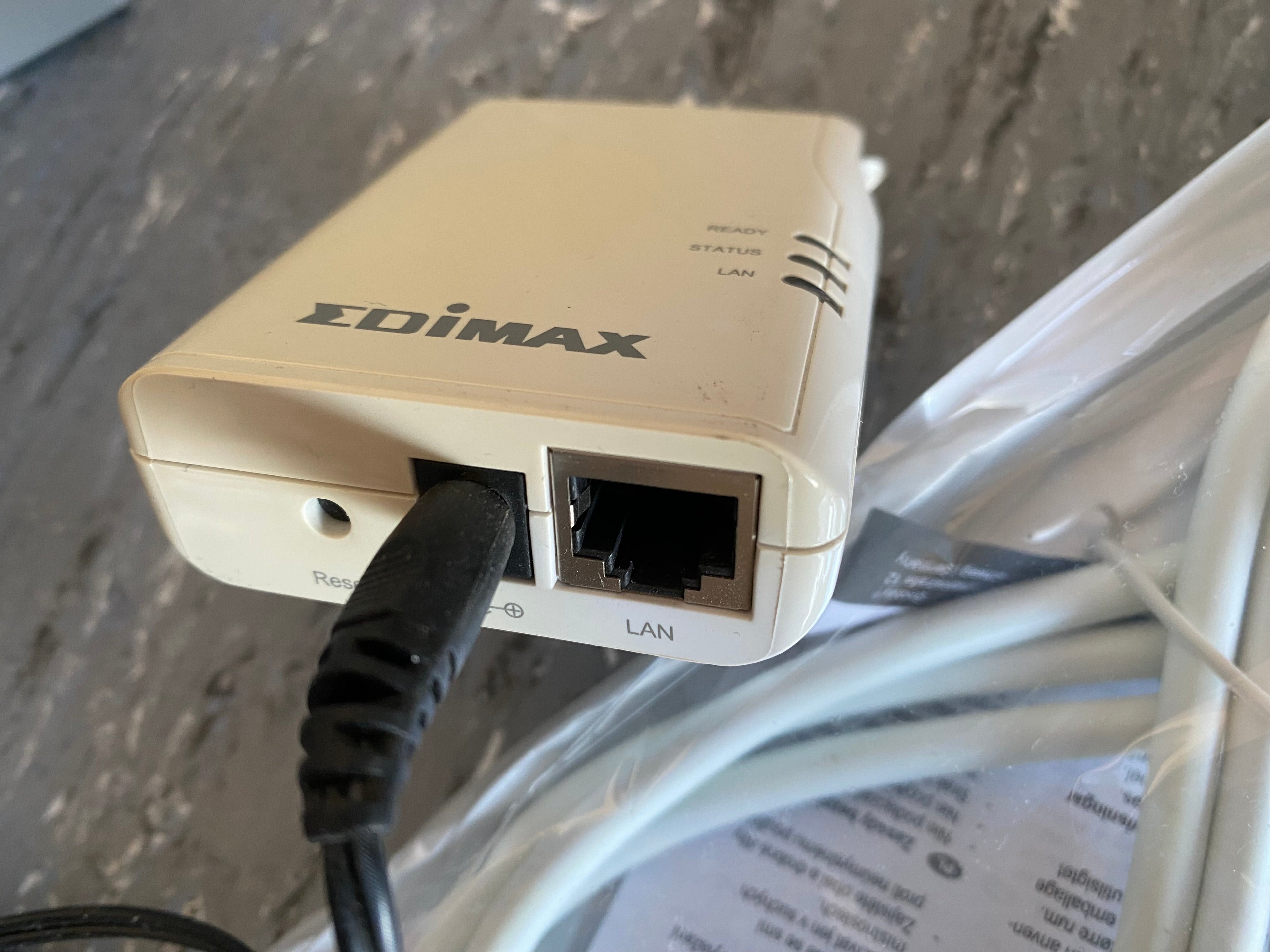 Impresora de matriz de puntos Epson LQ-590 con accesorios